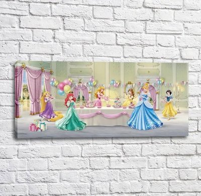 Постер Принцессы дисней накрывают празднечный стол Mul16373 фото