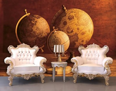 Фотообои Три старинных глобуса на коричневом фоне, винтаж Sta2010 фото