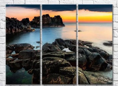 Триптих Скалистые камни в море на рассвете Mor10014 фото