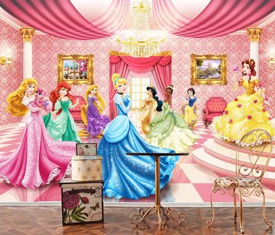 Сказочные принцессы в разноцветных платьях на балу Fot518 фото