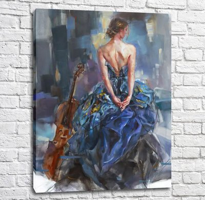 Девушка в платье цвета фианита и виолончель Ann14729 фото
