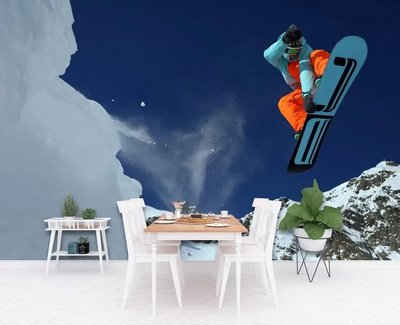 Сноубордист на фоне заснеженных гор и неба Spo2980 фото