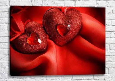 Постер Два рубиновых сердка на красном шелке Fig16655 фото