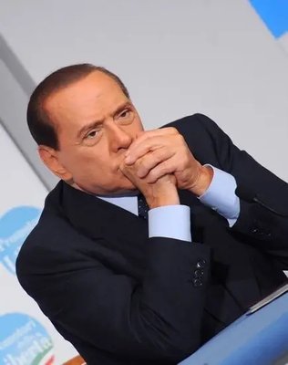 PhotoPoster Silvio Berlusconi Pol16817 фото