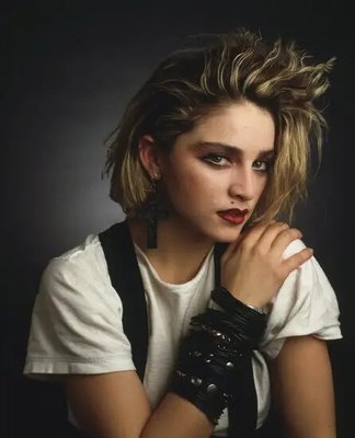 Afiș foto Madonna 3 Isp16125 фото