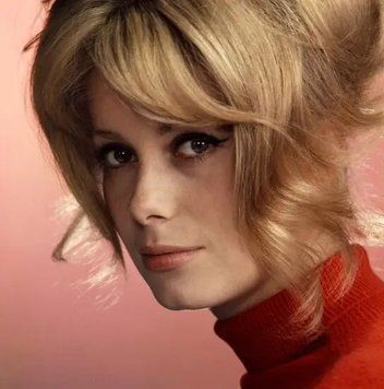PhotoPoster Catherine Deneuve Akt19108 фото