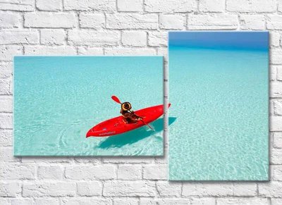 Диптих Девушка на красно байдарке в море Mor8270 фото