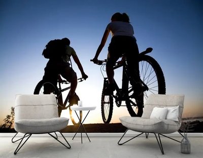 Велосипедисты на фоне неба, спорт Spo3080 фото