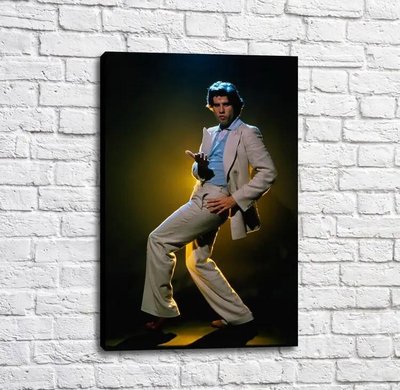 Poster John Travolta pe un fundal negru, dansând Tan19231 фото