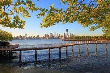 Fototapet - "Fototapet Primăvara &icirc;n New York" Gor4137 фото