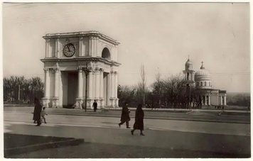 ФотоПостер Арка и Собор Kis18458 фото